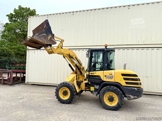 Челен товарач YANMAR V70S Schwenklader / 2017 BJ / Schaufel + Gabel