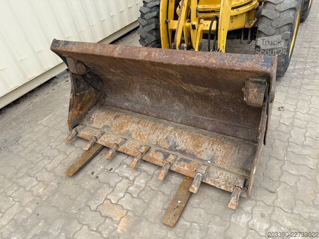 Челен товарач YANMAR V70S Schwenklader / 2017 BJ / Schaufel + Gabel