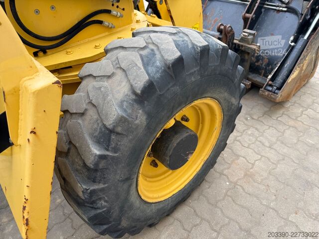 Челен товарач YANMAR V70S Schwenklader / 2017 BJ / Schaufel + Gabel