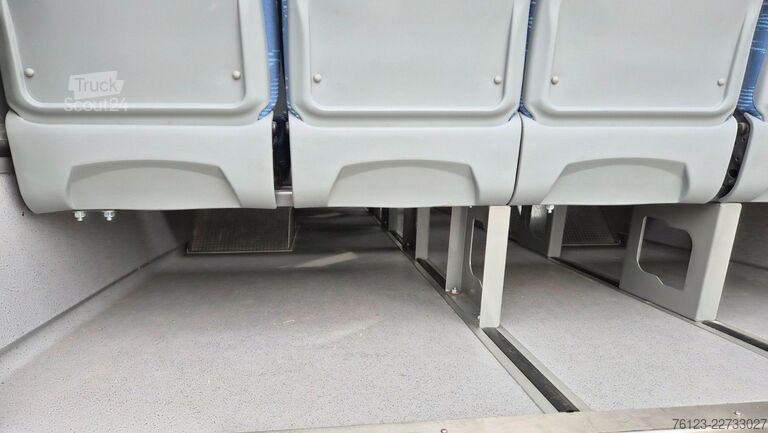 Kleinbus MERCEDES-BENZ Sprinter 516, Daily, Crafter