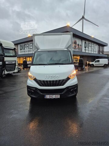 Camion-caisse Iveco DAILY 35 S 14 A8