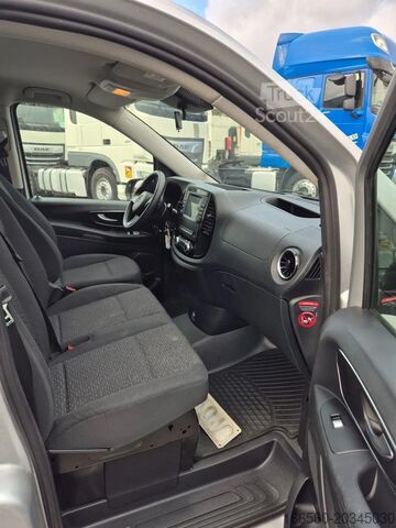 Autobús de pasajeros Mercedes-Benz VITO 114 CDI TOURER