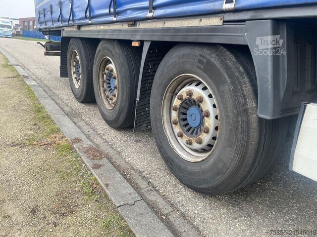 Curtain sided Krone N/A Tautliner / Coil / Discbrakes / SAF Axles /...