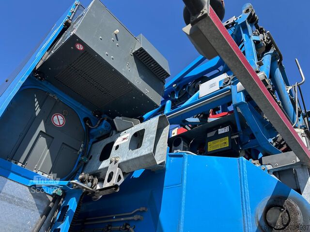 Hochbaukran Liebherr MK 140 Plus