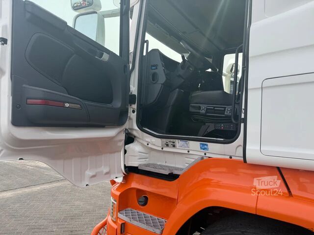 Kranbil Scania R580 V8 R 580 LB 8x4 HMF 4020-K6 + JIB FJ 600-K4