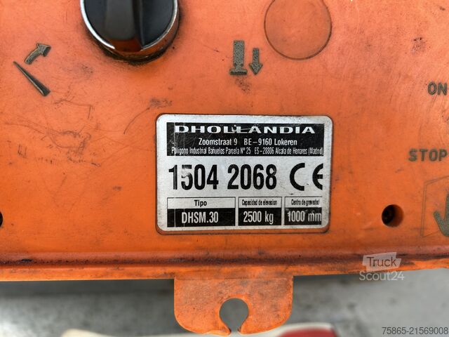 Transporte refrigerado/congelado SOR Iberica SOR-S3E / Carrier Vector 1550 / Kuhl Koffer / L...