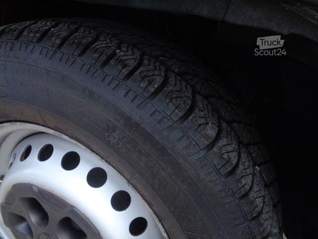 Billenőplatós furgon IVECO Daily Doka 35S14 Doka Kipper Klima AHK 7-Sitzer
