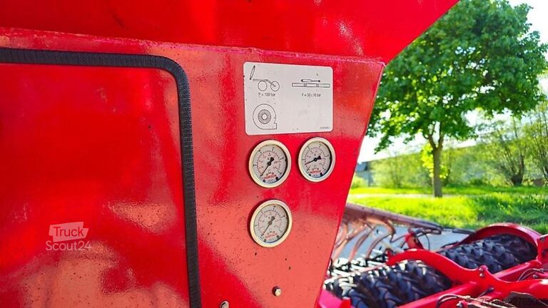 Herse combinée Horsch Pronto 9DC
