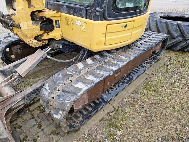 Mini-pelle Caterpillar 304C