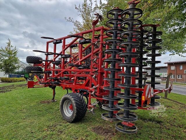 Déchaumeur Horsch Fortis 6.4LT
