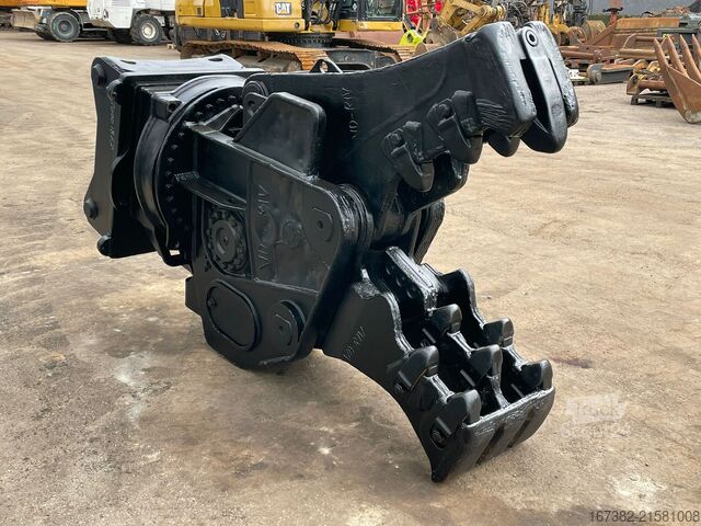 Bagger Caterpillar VTK40/MP20PP OQ80