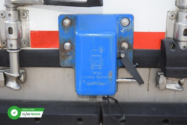 Semi-reboque frigorífico SCHMITZ CARGOBULL SKO FP 60 ThermoKing SLXi 300