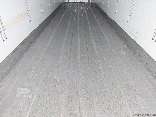 Izoliuota dėžės puspriekabė Schmitz Cargobull SKO 24/L - 13.4 FP Cool V7 DS/BB Pharma