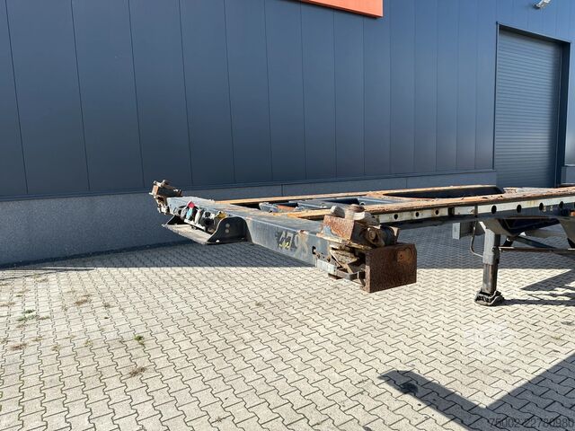 Transport de conteneurs Krone 40FT High Cube Chassis / BPW / drum / NL-chassi...