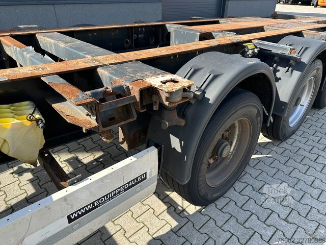 Transport de conteneurs Krone 40FT High Cube Chassis / BPW / drum / NL-chassi...
