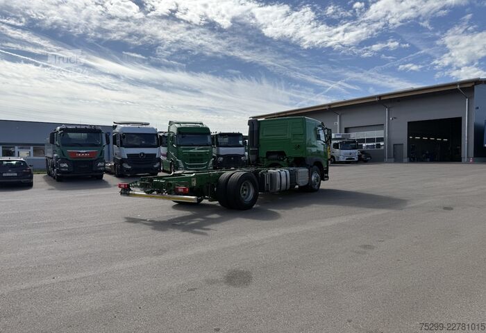 Kuorma-auton runko Volvo FM-460 4x4R Fahrgestell / Swiss-Vehicle