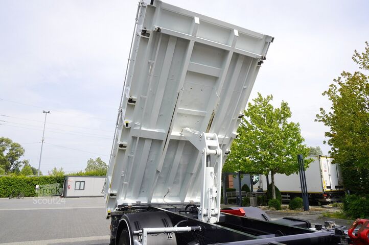 τριμερής ανατροπέας Iveco Eurocargo 160-250 / Fassi F95 crane