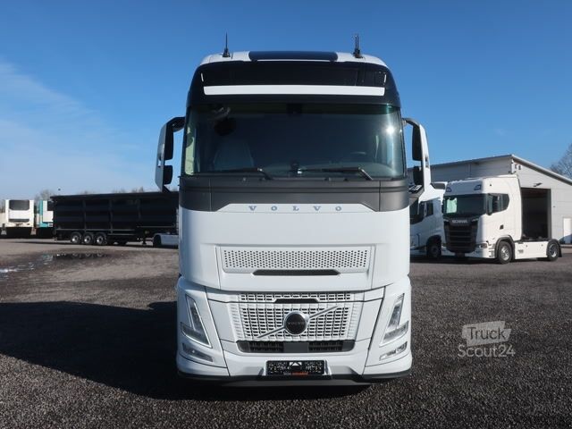 Standartinis vilkikas Volvo FH 500 Aero Euro 6 Globetrotter XL Leder