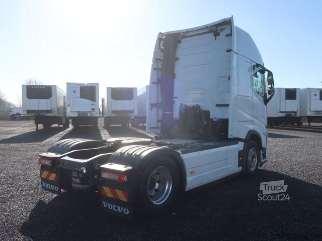 Standartinis vilkikas Volvo FH 500 Aero Euro 6 Globetrotter XL Leder