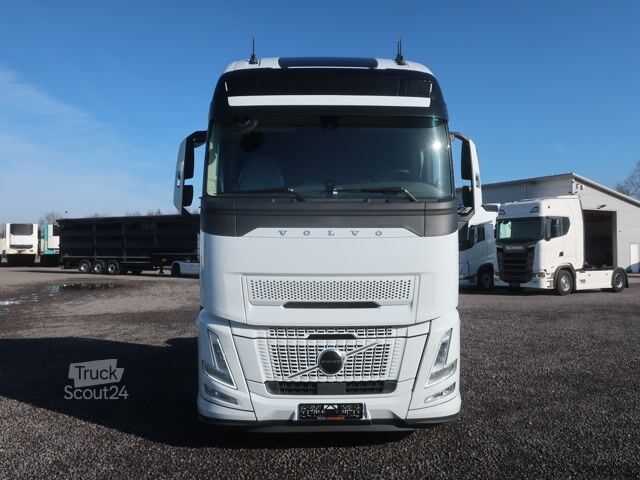 Standartinis vilkikas Volvo FH 500 Aero Euro 6 Globetrotter XL Leder