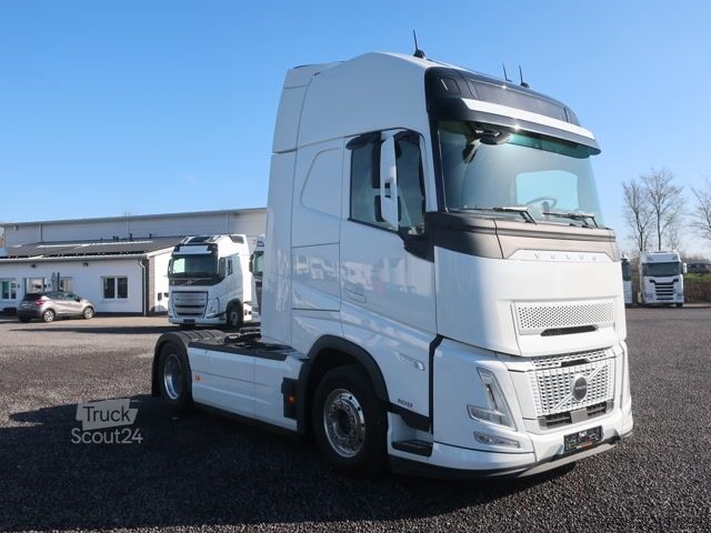 Standartinis vilkikas Volvo FH 500 Aero Euro 6 Globetrotter XL Leder