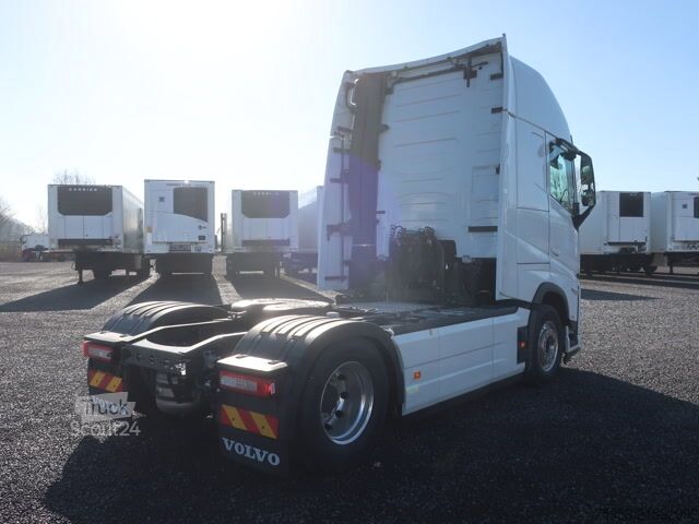 Standartinis vilkikas Volvo FH 500 Aero Euro 6 Globetrotter XL Leder
