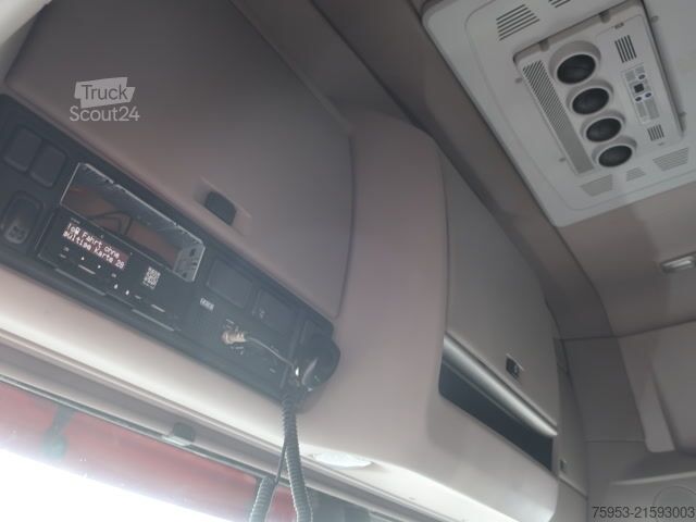 Standartinis vilkikas DAF XF 530 FT SSC Standklima Intarder Leder