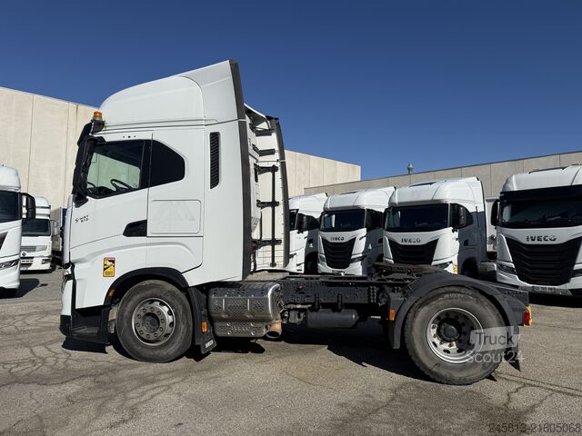 стандартный седельный тягач Iveco SWAY 510