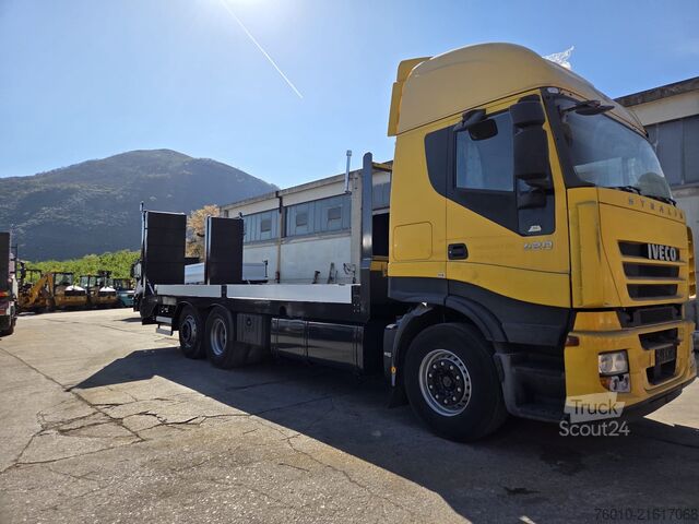 Autocarro pianale Iveco Stralis 260S42