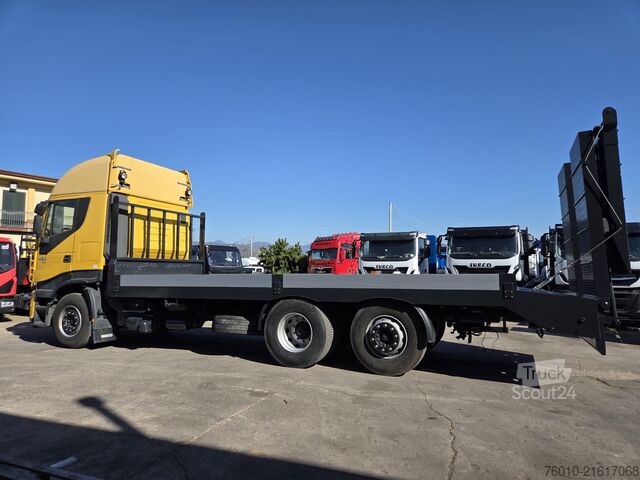 Autocarro pianale Iveco Stralis 260S42