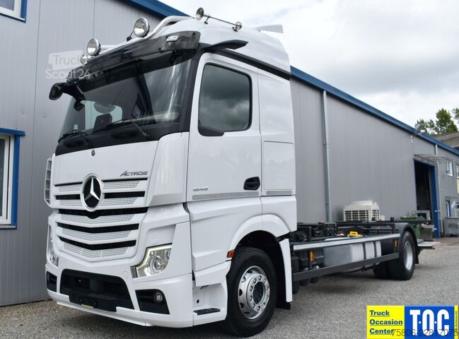 Camión con caja móvil MERCEDES-BENZ Actros 1845 L BDF Retarder