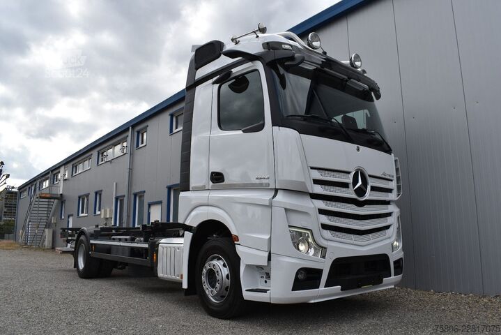 Camión con caja móvil MERCEDES-BENZ Actros 1845 L BDF Retarder