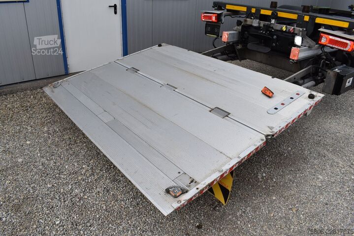 Camión con caja móvil MERCEDES-BENZ Actros 1845 L BDF Retarder