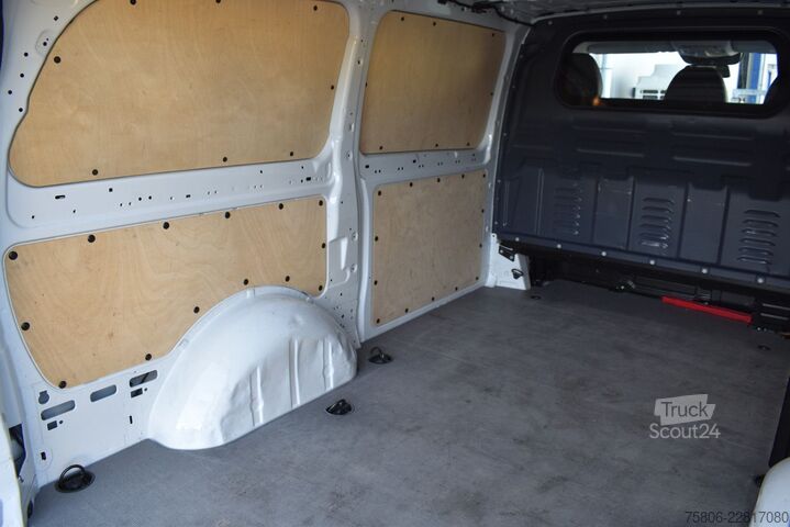 Panel kombi MERCEDES-BENZ Vito 116 CDI L 4x4 3Sitze AHK
