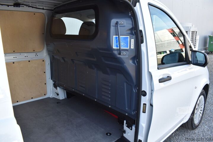 Panel kombi MERCEDES-BENZ Vito 116 CDI L 4x4 3Sitze AHK