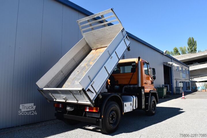 Ostalo UNIMOG U300 VarioPilot Frontzapfwelle Anbauplatte
