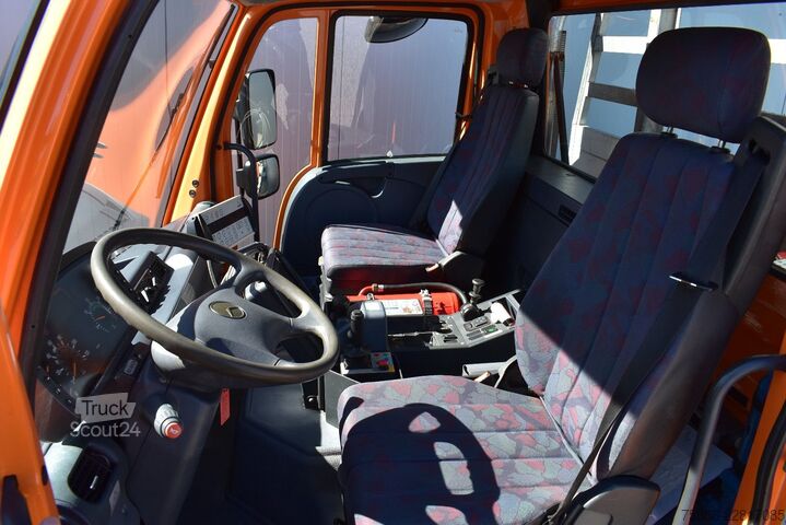 Ostalo UNIMOG U300 VarioPilot Frontzapfwelle Anbauplatte