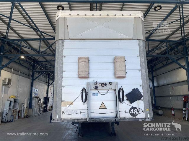 Otevřený návěs s plachtou Schmitz Cargobull Curtainsider Mega