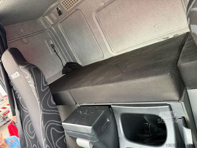 Jäähdytysrekka IVECO Stralis AT260S46Y/PS M.Lift-Lenkachse E6 CHEREAU