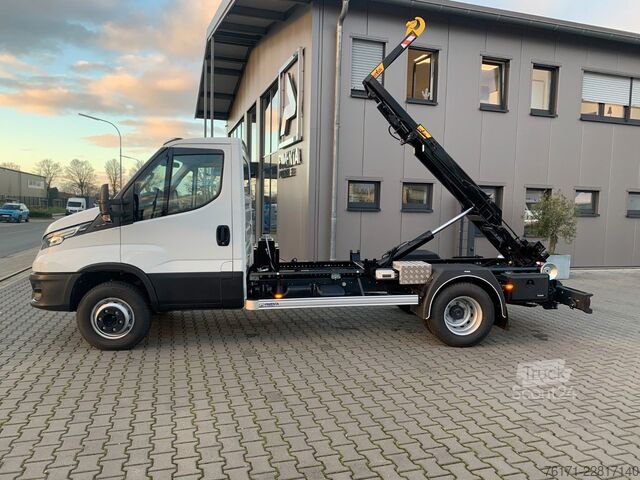 Furgón volquete trilateral IVECO Daily 70C18HP MY26 Hyva Abrollerkipper 05-32 AHK