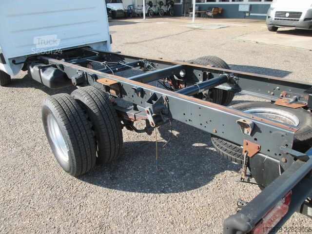 Bestelwagenchassis IVECO 60 C15 3.0 *Fahrgestell*