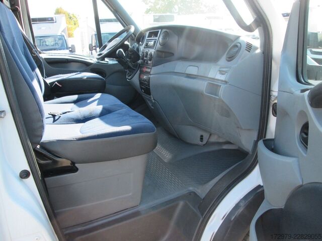 Bestelwagenchassis IVECO 60 C15 3.0 *Fahrgestell*