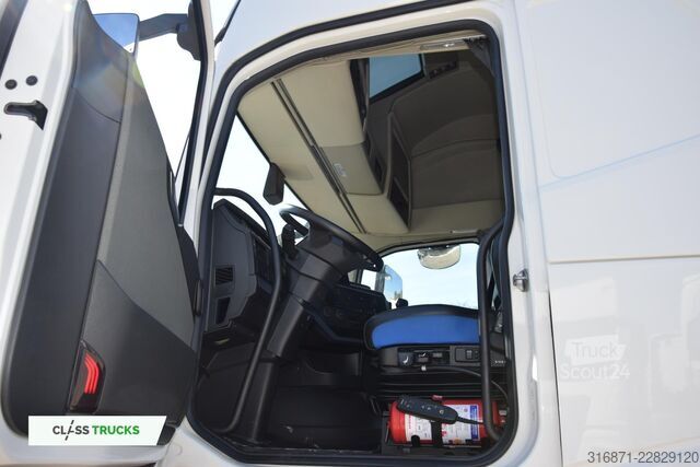 стандартен влекач VOLVO FH 460 Globetrotter XL i-Save ACC