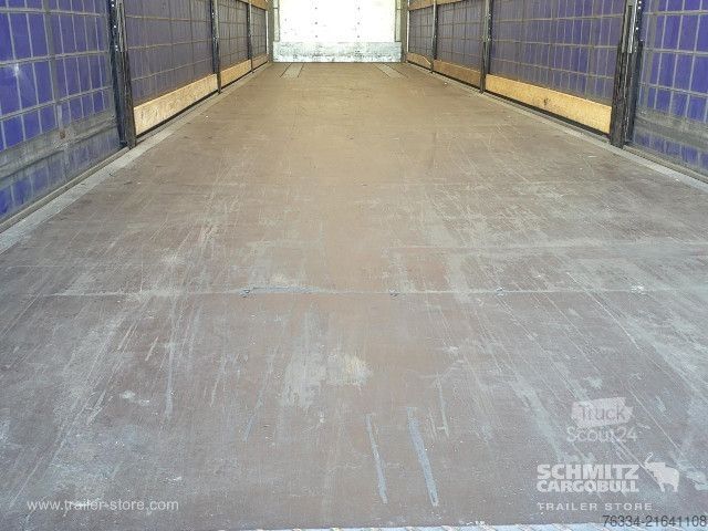 Semi-remorque bâchée Schmitz Cargobull Semitrailer Curtainsider Standard