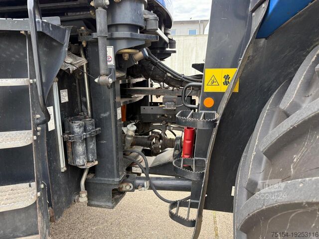 Traktor New Holland T 9.560