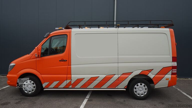 Koffer Mercedes-Benz 309 SPRINTER CLOSED BOX