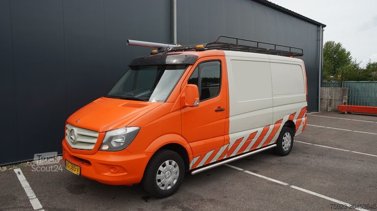 Koffer Mercedes-Benz 309 SPRINTER CLOSED BOX