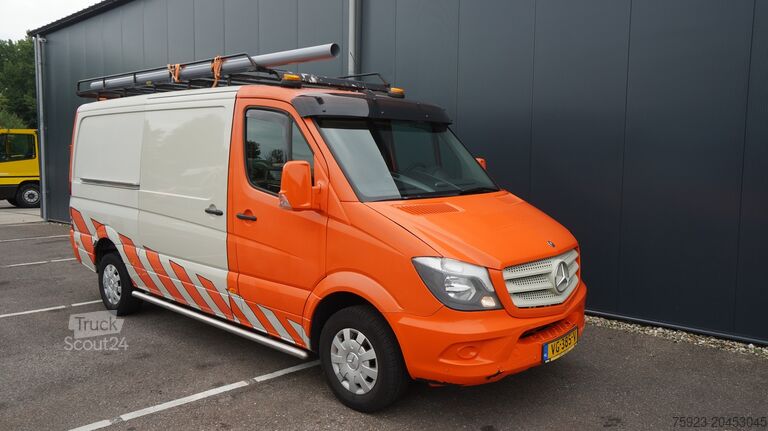 Koffer Mercedes-Benz 309 SPRINTER CLOSED BOX