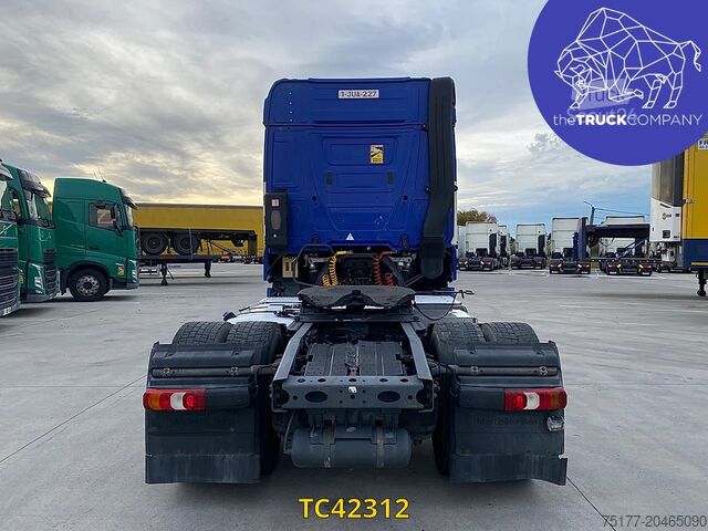 Gefährliche Stoffe Mercedes-Benz Actros 1845