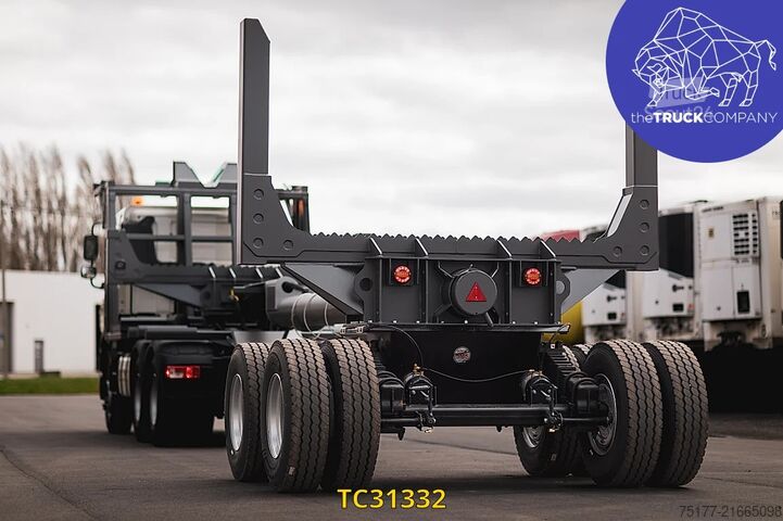 Transportator de lemn Hoet Trailers TREE TRANSPORT w DOLLY